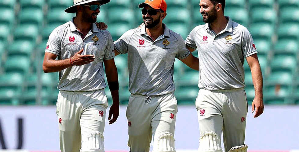 রুকি ঝড় ও নীরবতার পরে: বাংলাদেশ ক্রিকেটের নতুন বলয় রুকি ঝড় ও নীরবতার পরে: বাংলাদেশ ক্রিকেটের নতুন বলয়