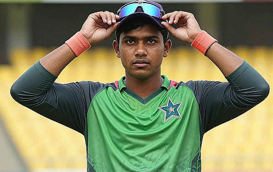 Mirror of the Empty Page: Cricket's Real Truth in a Data-Blind Analysis