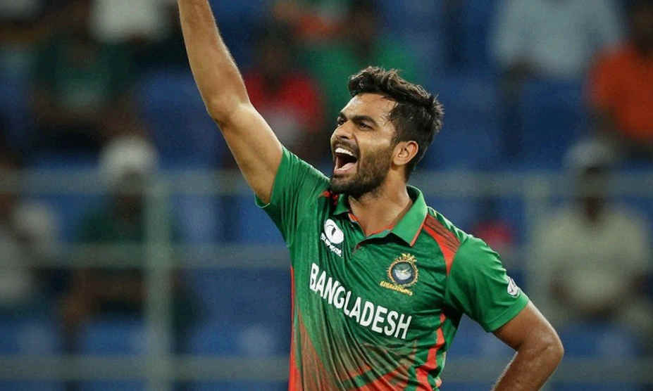 নিলামের শব্দ আর মাঠের নীরবতা: ডেথ ওভারে কেন প্রতিভা নয়, জ্যামিতি জেতে