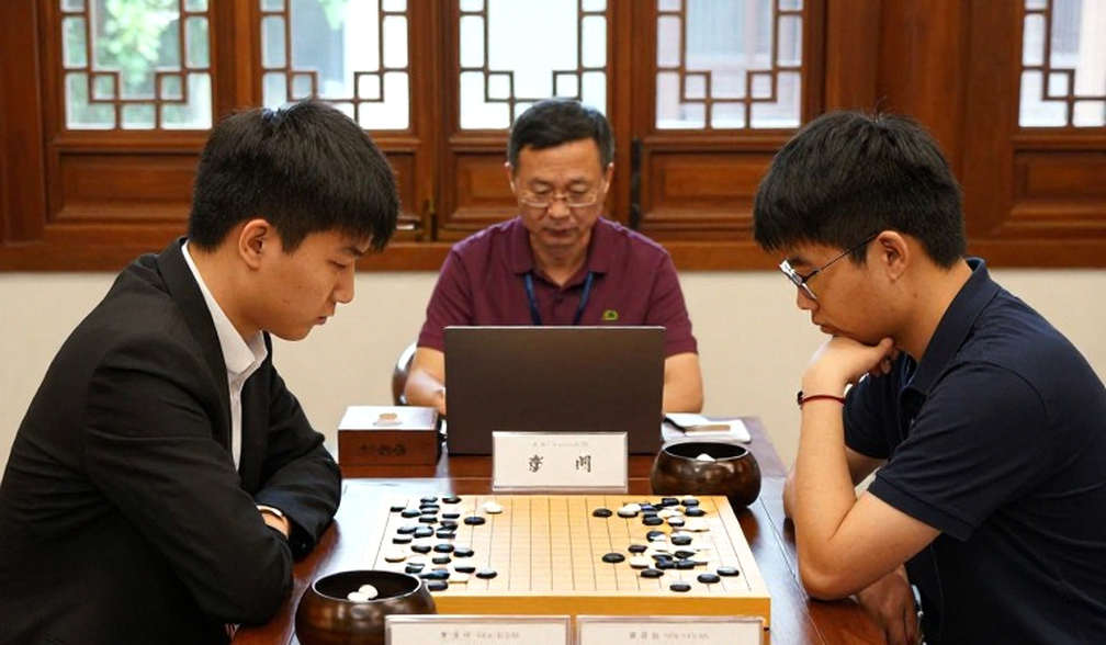 ChessMom-এর মোড়কে কিংস ইন্ডিয়ান: ৯...a5 কি বায়োনেটের সৎ উত্তর? ChessMom-এর মোড়কে কিংস ইন্ডিয়ান: ৯...a5 কি বায়োনেটের সৎ উত্তর?
