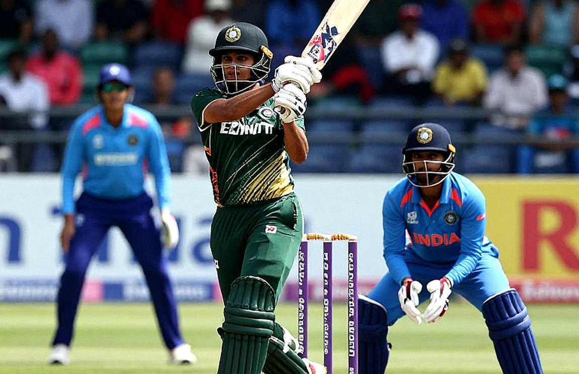রাওয়ালপিন্ডির সমতল পিচে শ্রীলঙ্কার বোলিং বেছে নেওয়ার সিদ্ধান্ত: সাদ বেগের ওয়ানডে অভিষেক এবং পাকিস্তানের স্পিন-দুর্বলতার গাণিতিক চিত্র